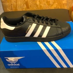 adidas Black Superstar foundation shelltoe